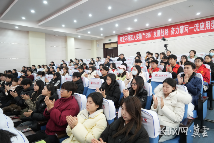 1dbf7902d5104affa5505c364d7c71ae